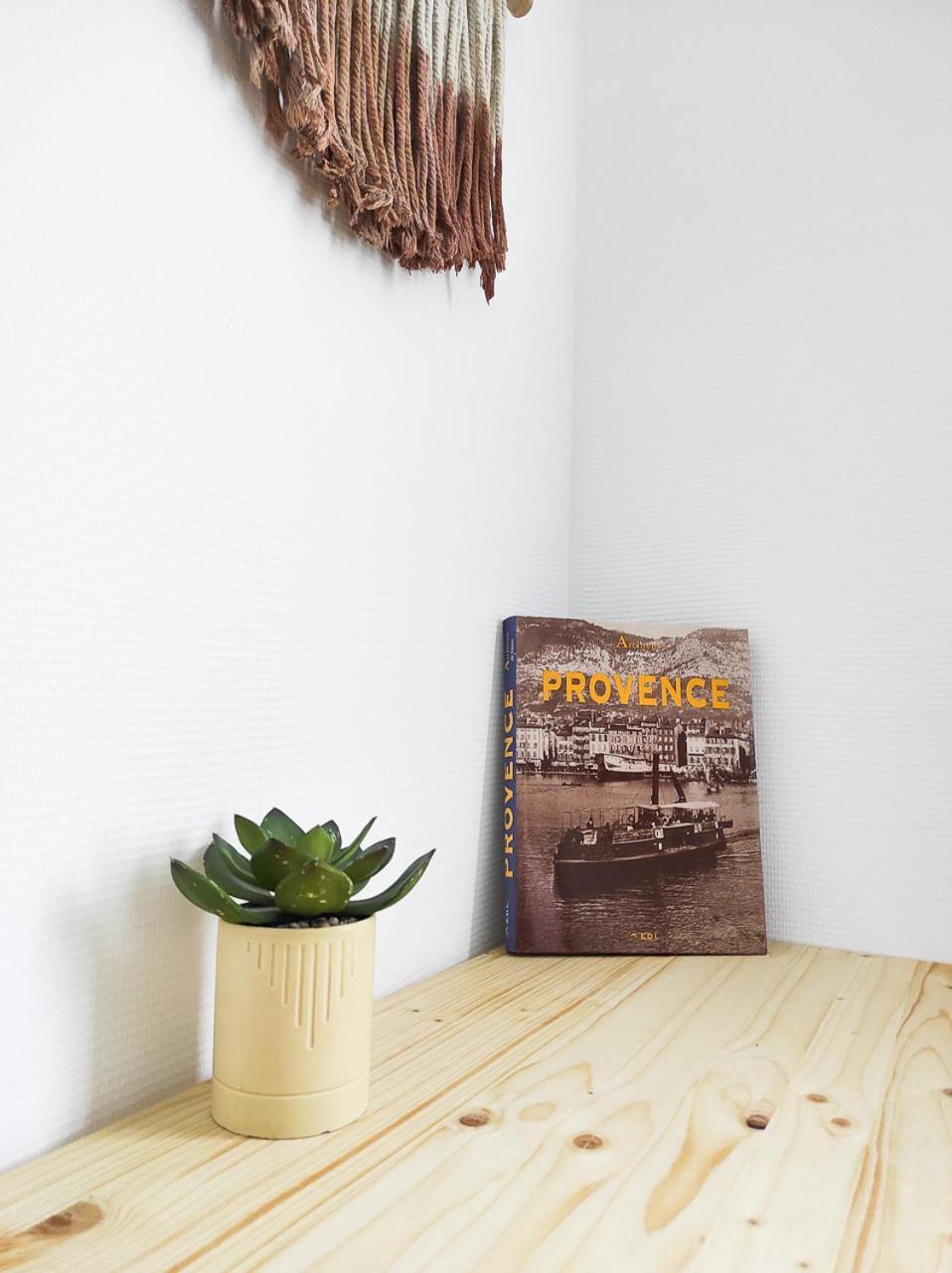 Le Cosy Valcros, Design Et Confort เอ็ก-ซอง-โพรวองซ์ ภายนอก รูปภาพ